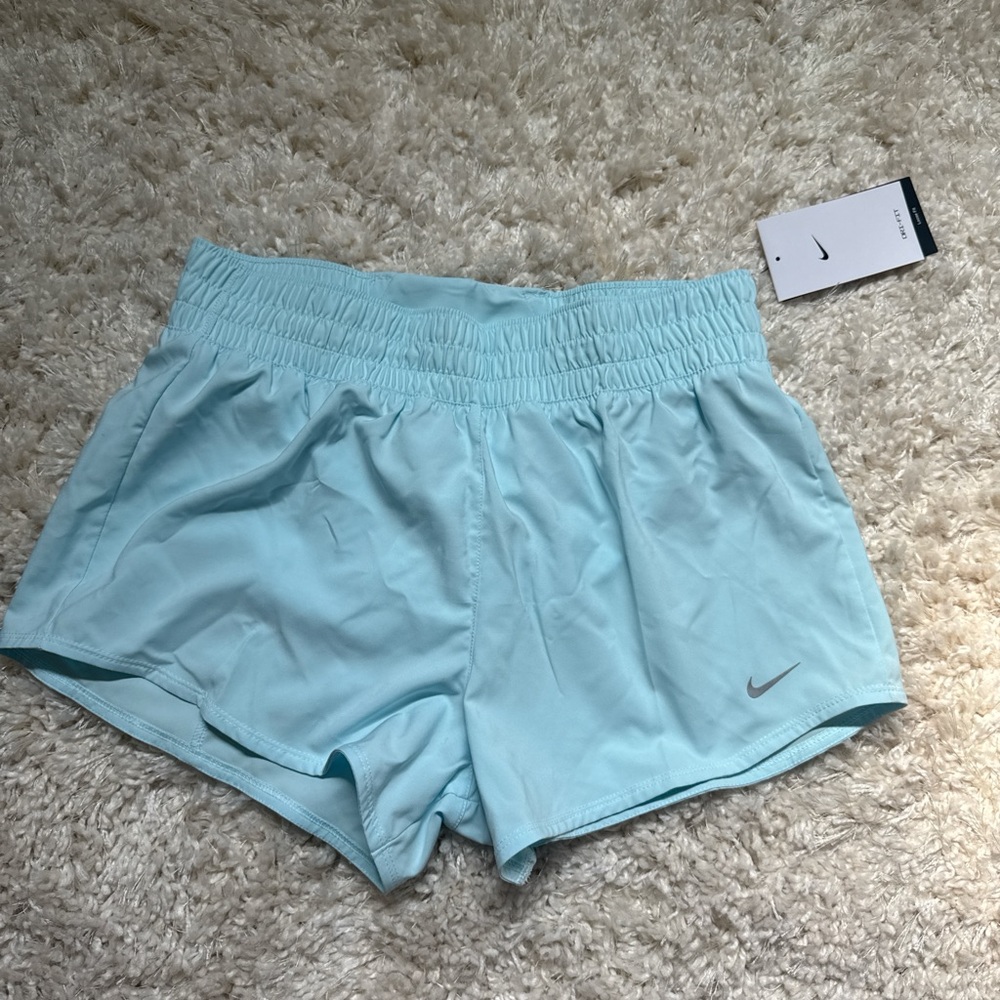 Never Worn Nike Women's Light Blue Shorts